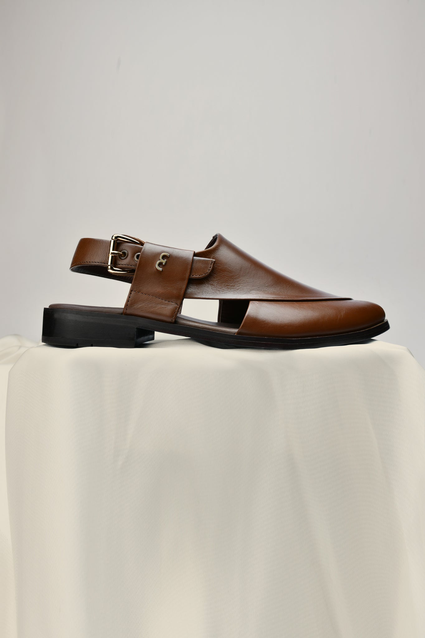 KNIGHTS - Brown Leather Sandals